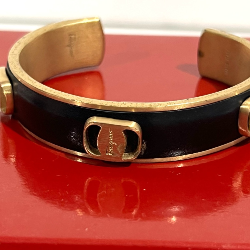 Salvatore Ferragamo Leather and Gold Vara Cuff - Picture 2 of 7